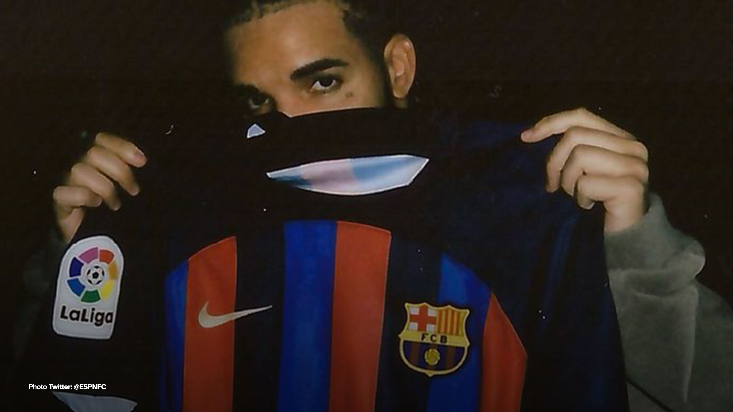 Spotify and FC Barcelona Celebrate Drake's Streaming Milestone With a  Limited-Edition Shirt — Spotify