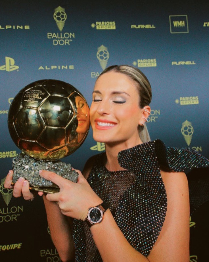 Alexia Putellas won the Ballon d'Or of 2022, naming her among the best female footballers in history