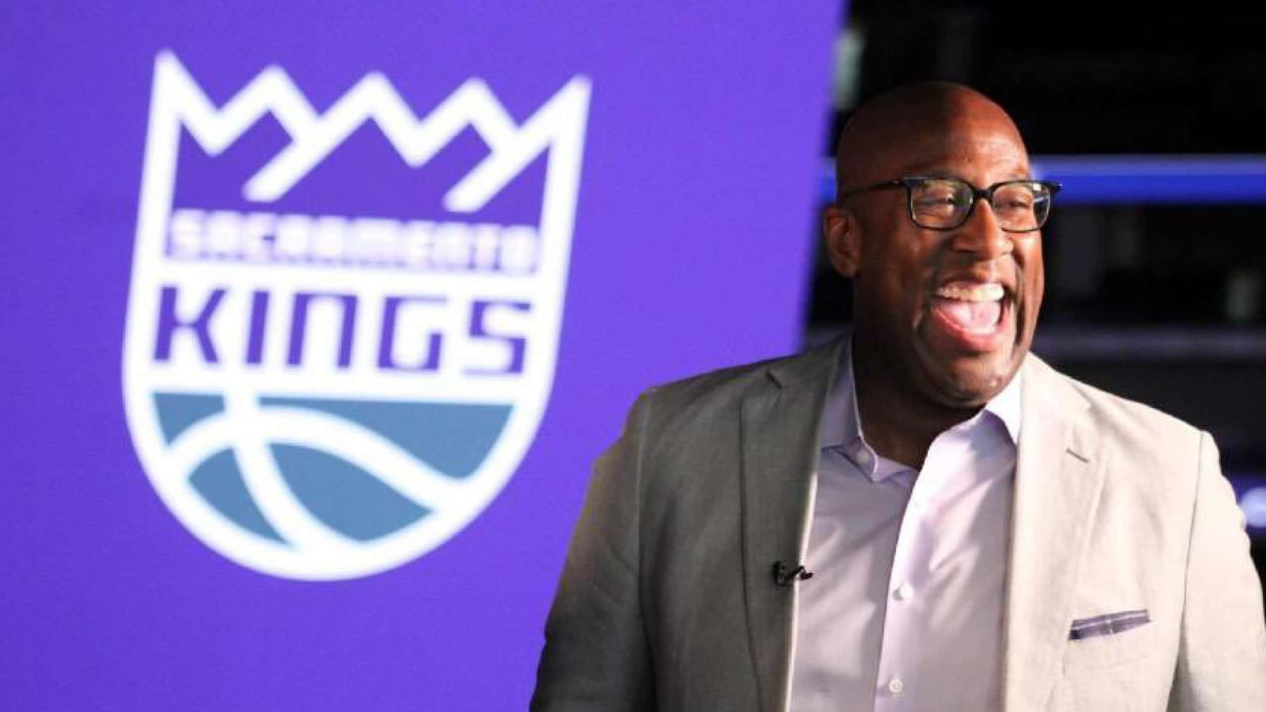 Sacramento Kings Head Coach Mike Brown