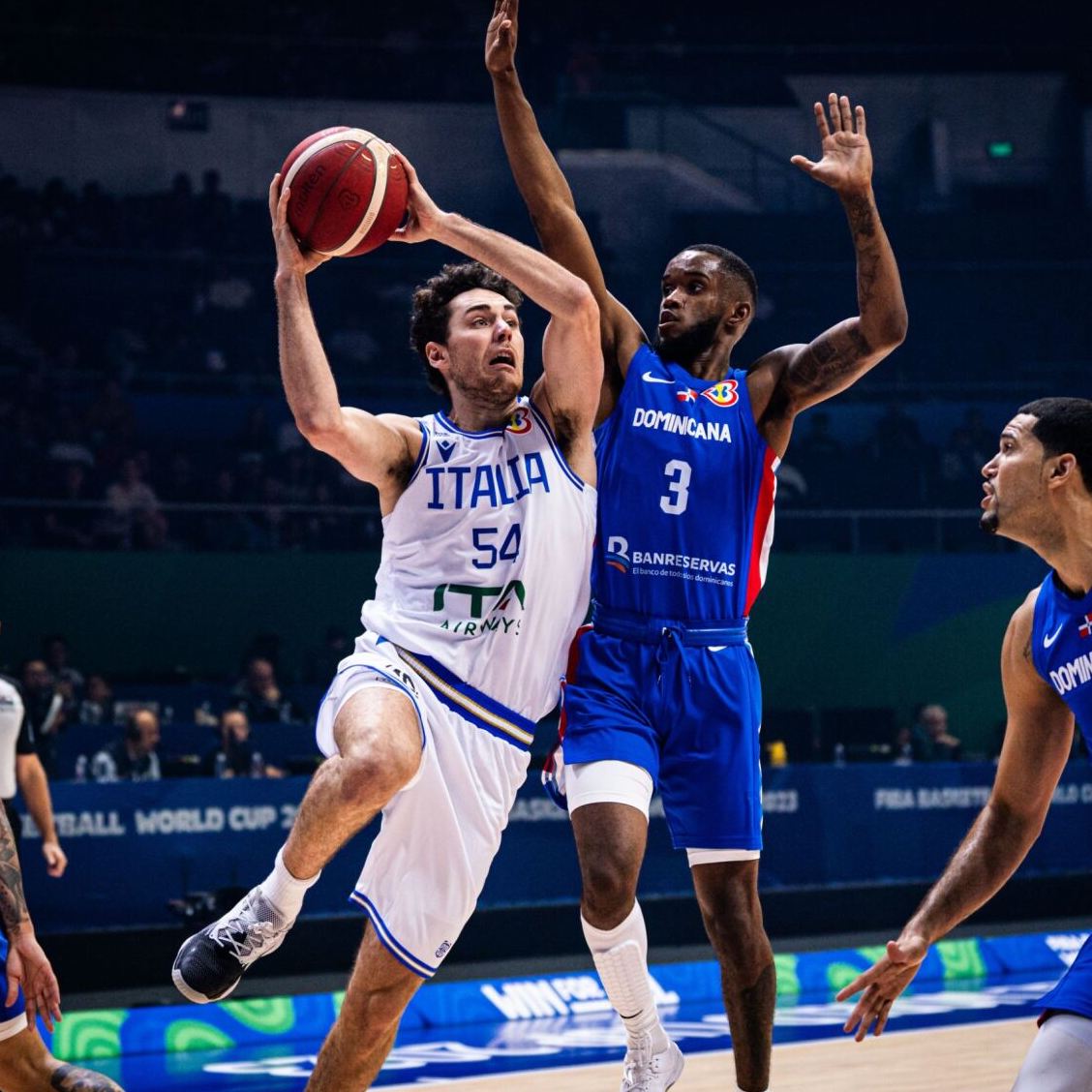 Dominican Republic vs Italy in 2023 FIBA World Cup