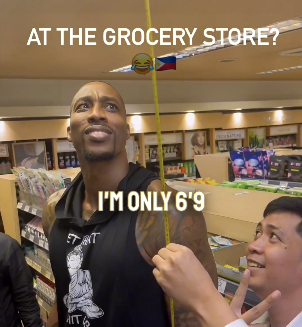 Dwight Howard in a grocery store in Manila, Philippines