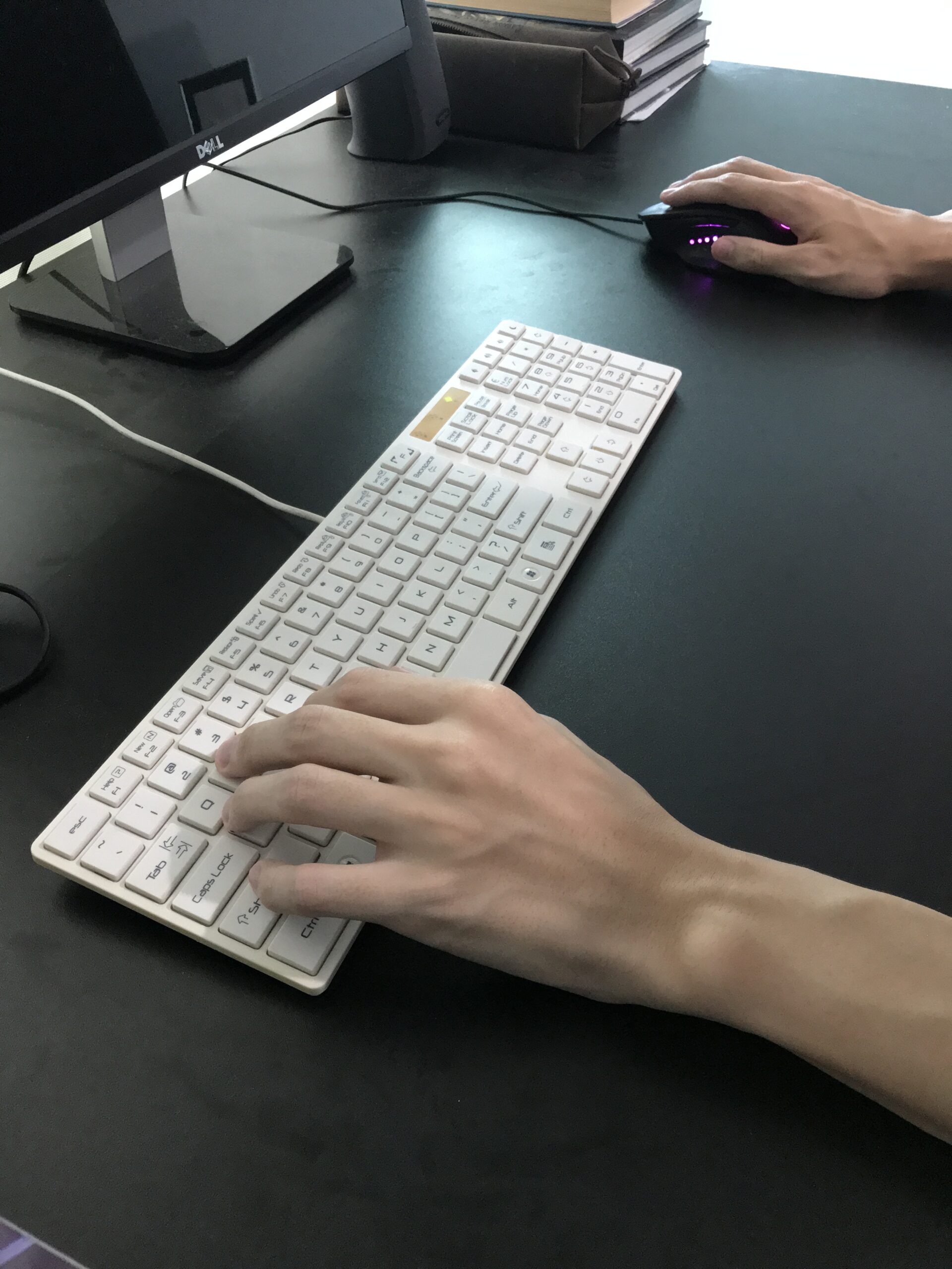 Which Keyboard and Mouse Position is Best for You?