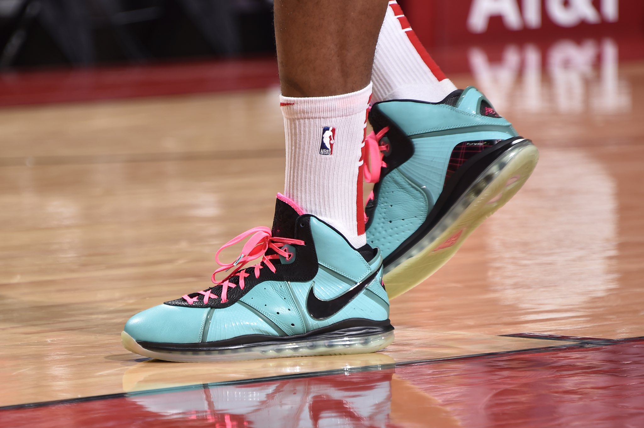 LeBron james colorways: South beach