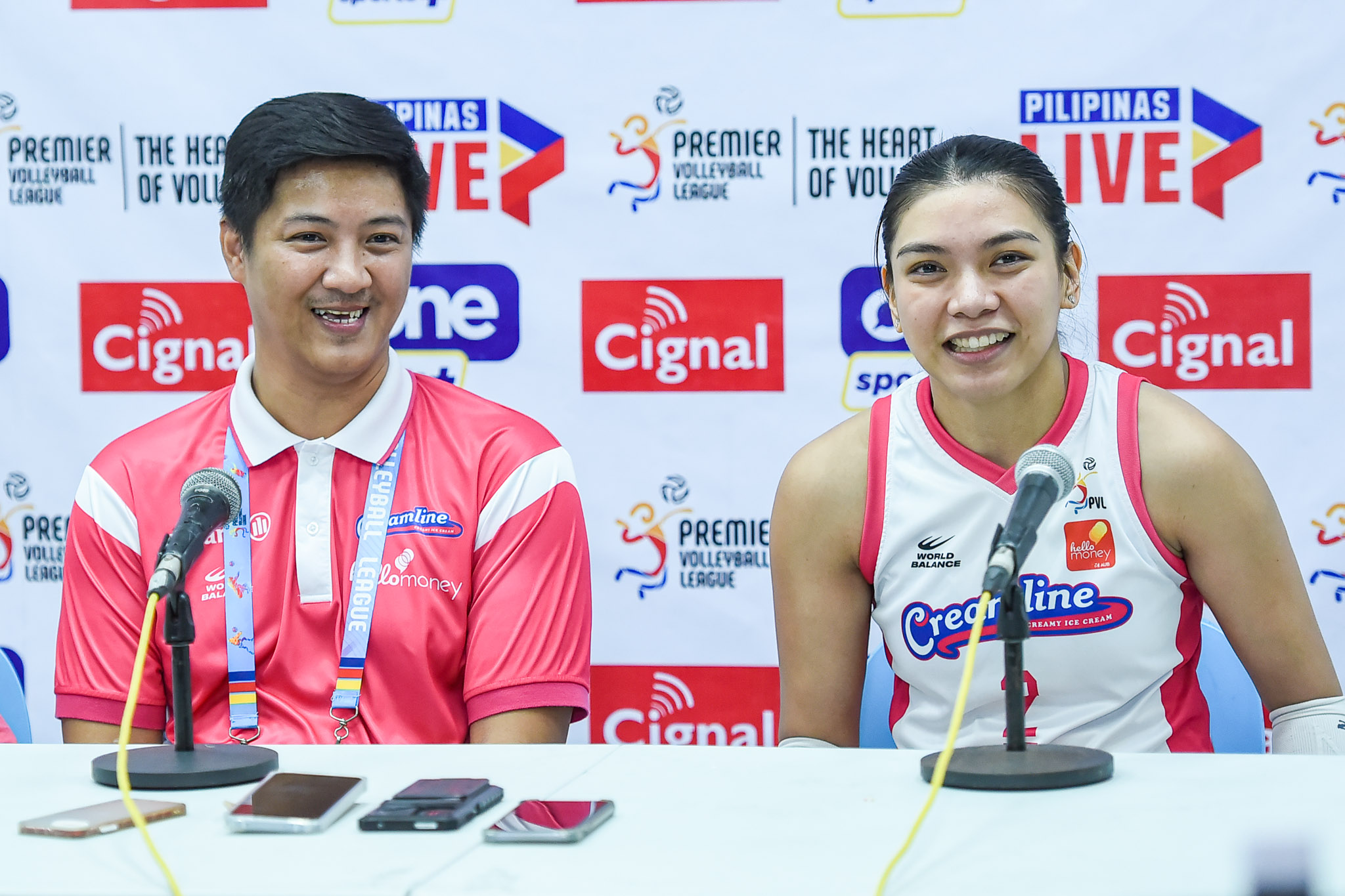 Pvl afc 25 creamline vs chery tiggo - sherwin meneses alyssa valdez-6158 1 - the game Sherwin Meneses with longtime player Alyssa Valdez following his record-setting PVL victory