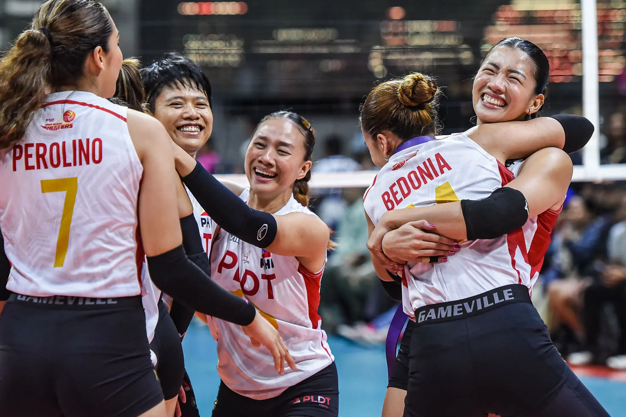 Pvl on tour pldt vs creamline - -9883 - the game