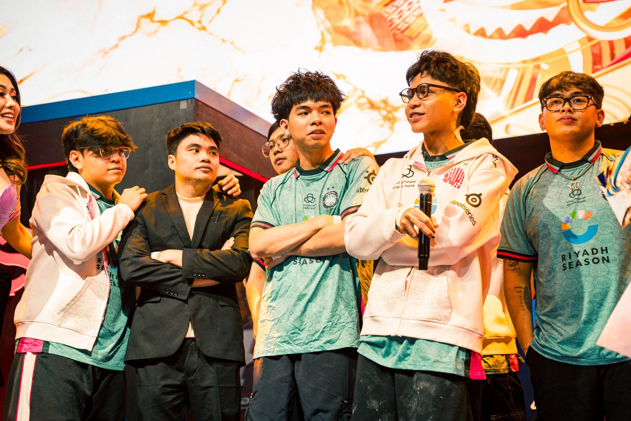 - the game Twisted Minds’ MP the King Sees the Potential with his Team